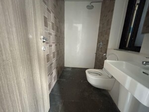 Bathroom in 3 BHK Apartment at Lodha The Park, Worli – for Sale