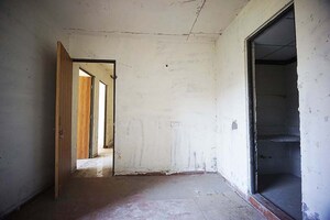 Room in 3 BHK Apartment at Narol – for Sale