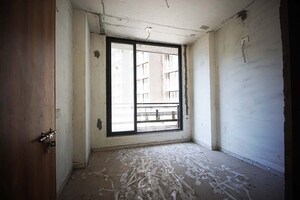 Room in 3 BHK Apartment at Narol – for Sale