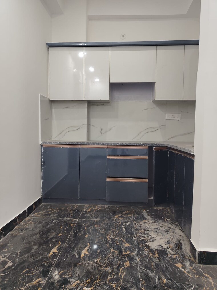 Kitchen, avs-tower 2 Bedroom 1050 Sq.Ft. Builder Floor In Sector 73 Noida 10496690