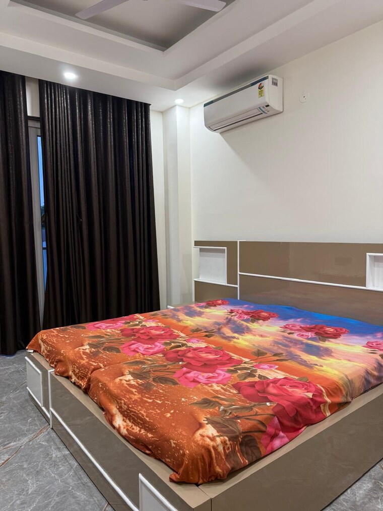 Bedroom, sector 46 3 Bedroom 1750 Sq.Ft. Builder Floor In Sector 46 Gurgaon 10496718