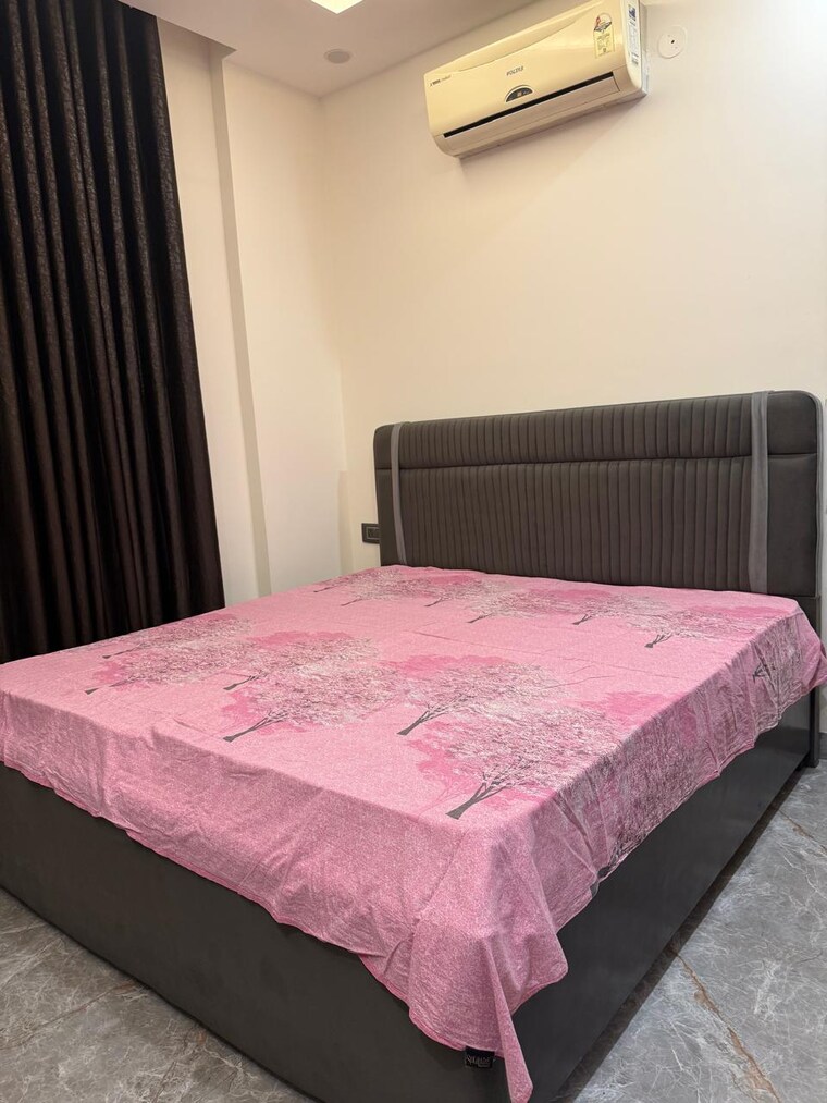 Bedroom, sector 46 3 Bedroom 1750 Sq.Ft. Builder Floor In Sector 46 Gurgaon 10496718