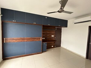 3 BHK Apartment For Rent in Cybercity Marina Skies, Hi Tech City