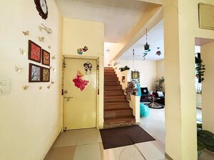 Furnished Amenities in 3 BHK Independent House at Shela – for Sale