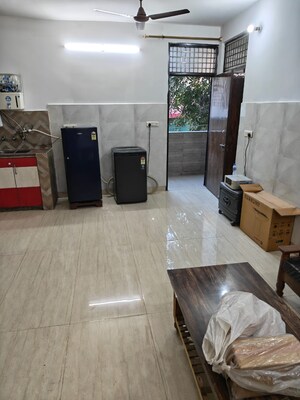 Team Area in 3 BHK Builder Floor at Aghapur – for Rent