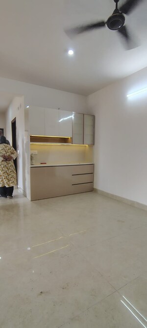 Furnished Amenities in 3 BHK Apartment at Rishita Mulberry Heights, Sushant Golf City – for Rent