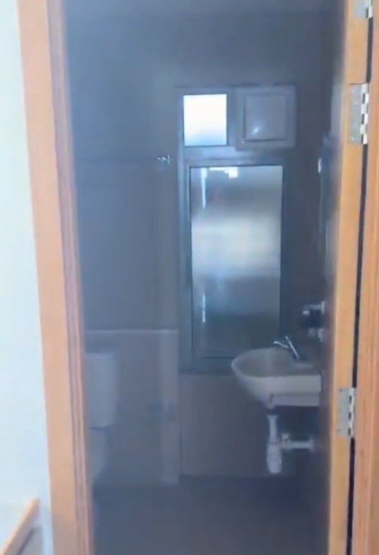 Bathroom, hiranandani-lake-encalve-glendale 4 Bedroom 1970 Sq.Ft. Apartment In Ghodbunder Road Thane 10496760