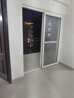 2 BHK + Study Room,Basement Apartment For Rent in Maxblis White House