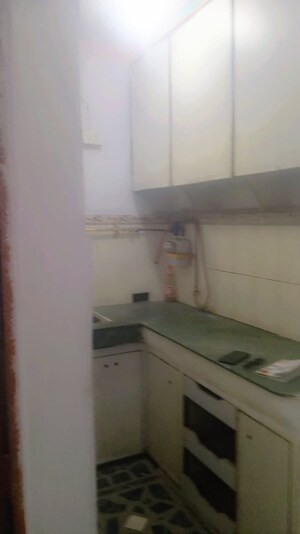 Bathroom in 2 BHK Builder Floor at Jawahar Nagar – for Rent