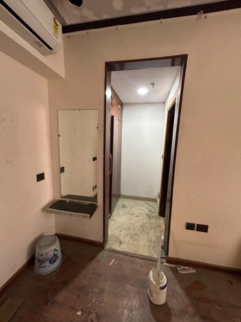 Jaypee Greens Kalypso Court