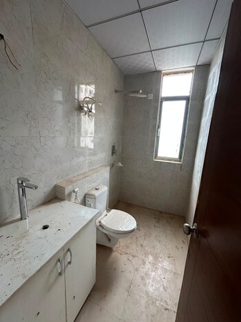 3 BHK Flat for Rent in Sector 128, Noida