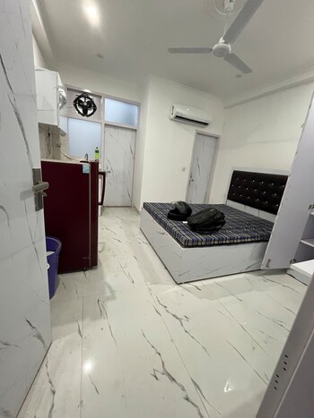1 RK Builder Floor for Rent in Sector 38, Gurgaon