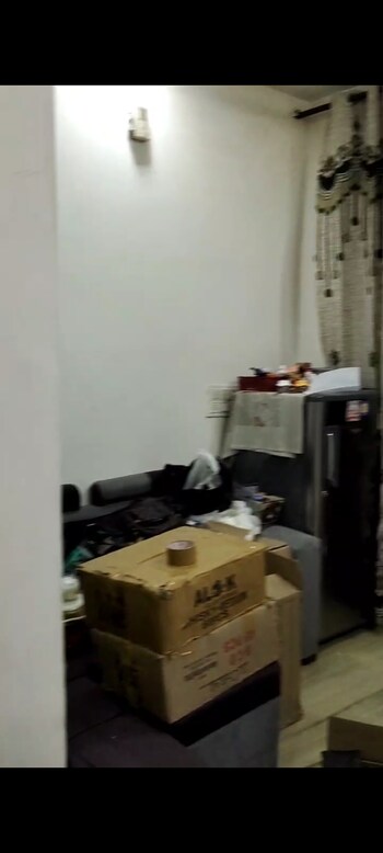 1 BHK Builder Floor for Rent in Rohini Sector 7, Delhi