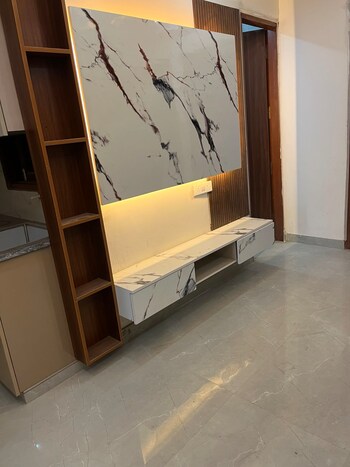 2 BHK Builder Floor for Sale in Sector 73, Noida