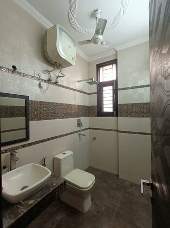 2 BHK Flat for Sale in Dwarka, Delhi