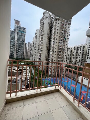 Mahagun Moderne