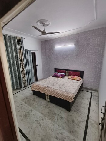 2 BHK House for Rent in Green Fields Colony, Faridabad