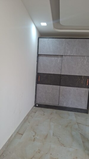 Furnished Amenities in 3.5 BHK Villa at Vaidpura – for Sale