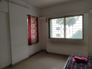 Amit Height Sadashiv Peth