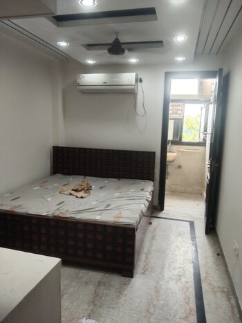 2 BHK Builder Floor for Rent in New Rajinder Nagar, Delhi