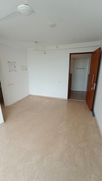 Hiranandani Estate Solitaire C