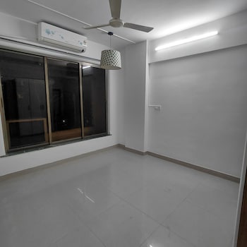 Sadguru Complex II