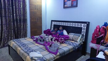Ashu Apartment