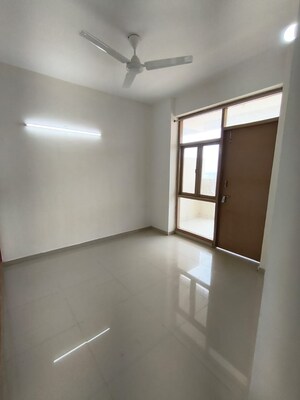 Room in 4 BHK Builder Floor at New Palam Vihar Phase 2 – for Rent