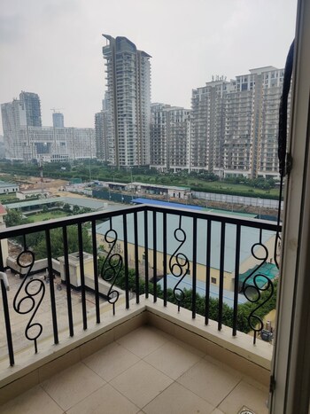 Emaar Emerald Floors
