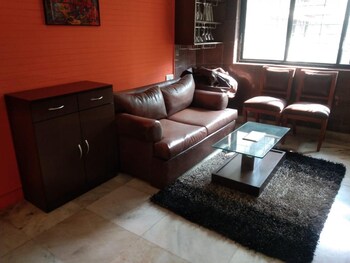 Milton Apartment