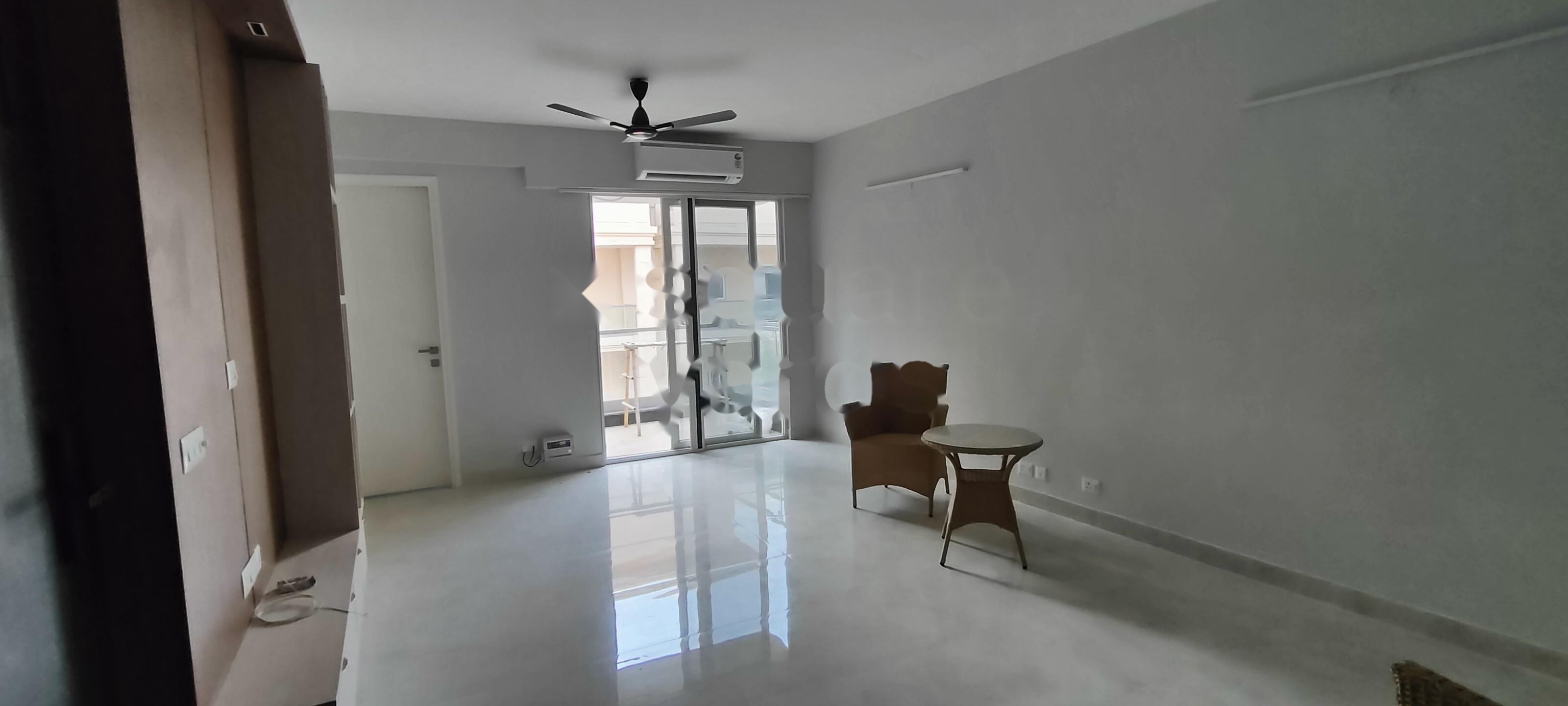 3 BHK + Basement 3200 Sq.Ft. Builder Floor in Signature Global City