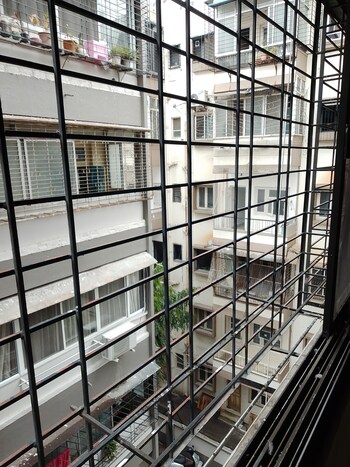 Shirin Apartments