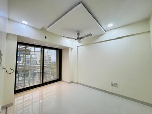 Room in 2 BHK Apartment at Meridian Homes Meadow, Nerul – for Rent