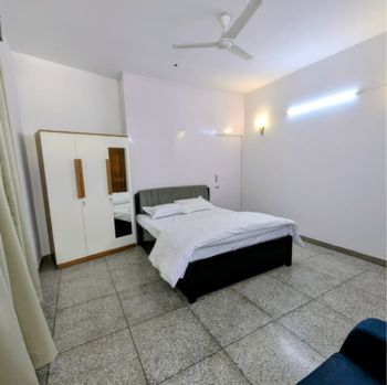 5 BHK House for Rent in Sector 15, Faridabad