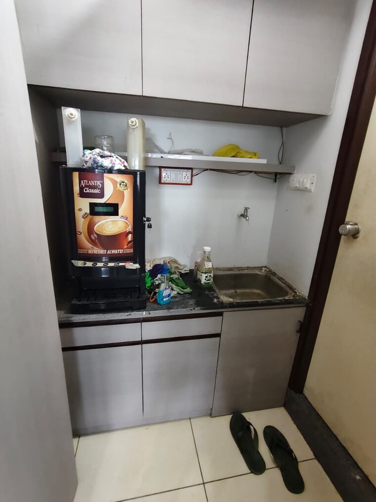 Kitchen, shivam-trade-center Commercial Office Space 824 Sq.Ft. In Ambli Ahmedabad 10515375