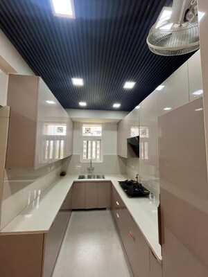 Team Area in 3 BHK Apartment at Alankar CGHS, Sector 56 – for Rent