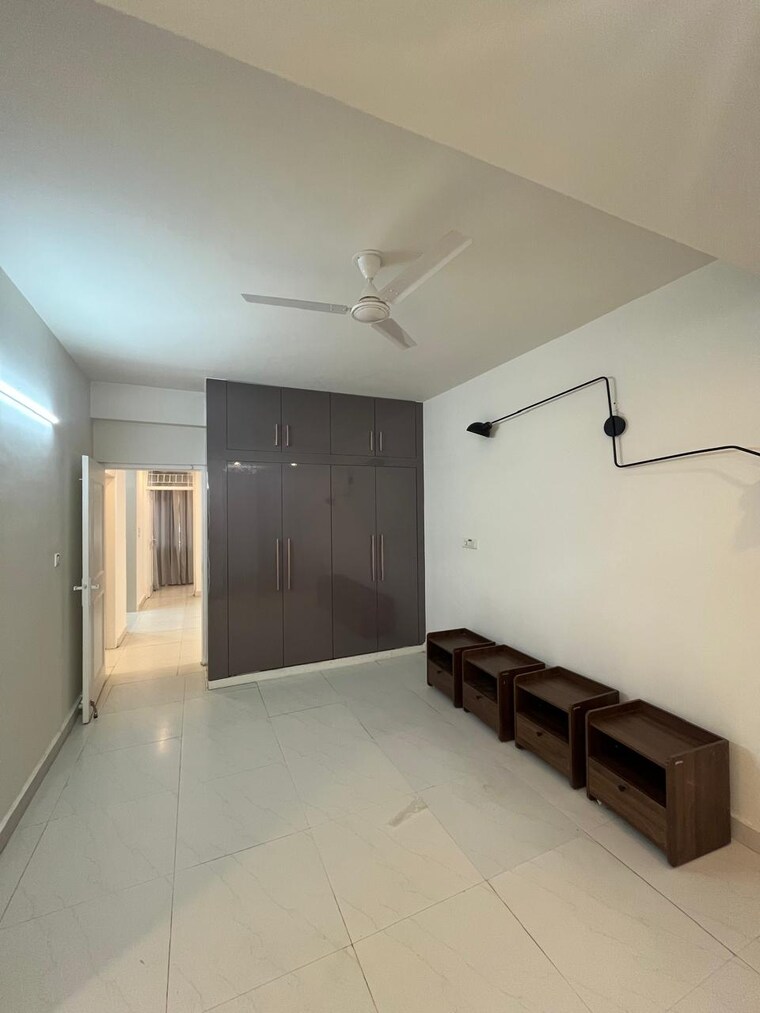 Kitchen, alankar-cghs 3 Bedroom 1900 Sq.Ft. Apartment In Sector 56 Gurgaon 10515383