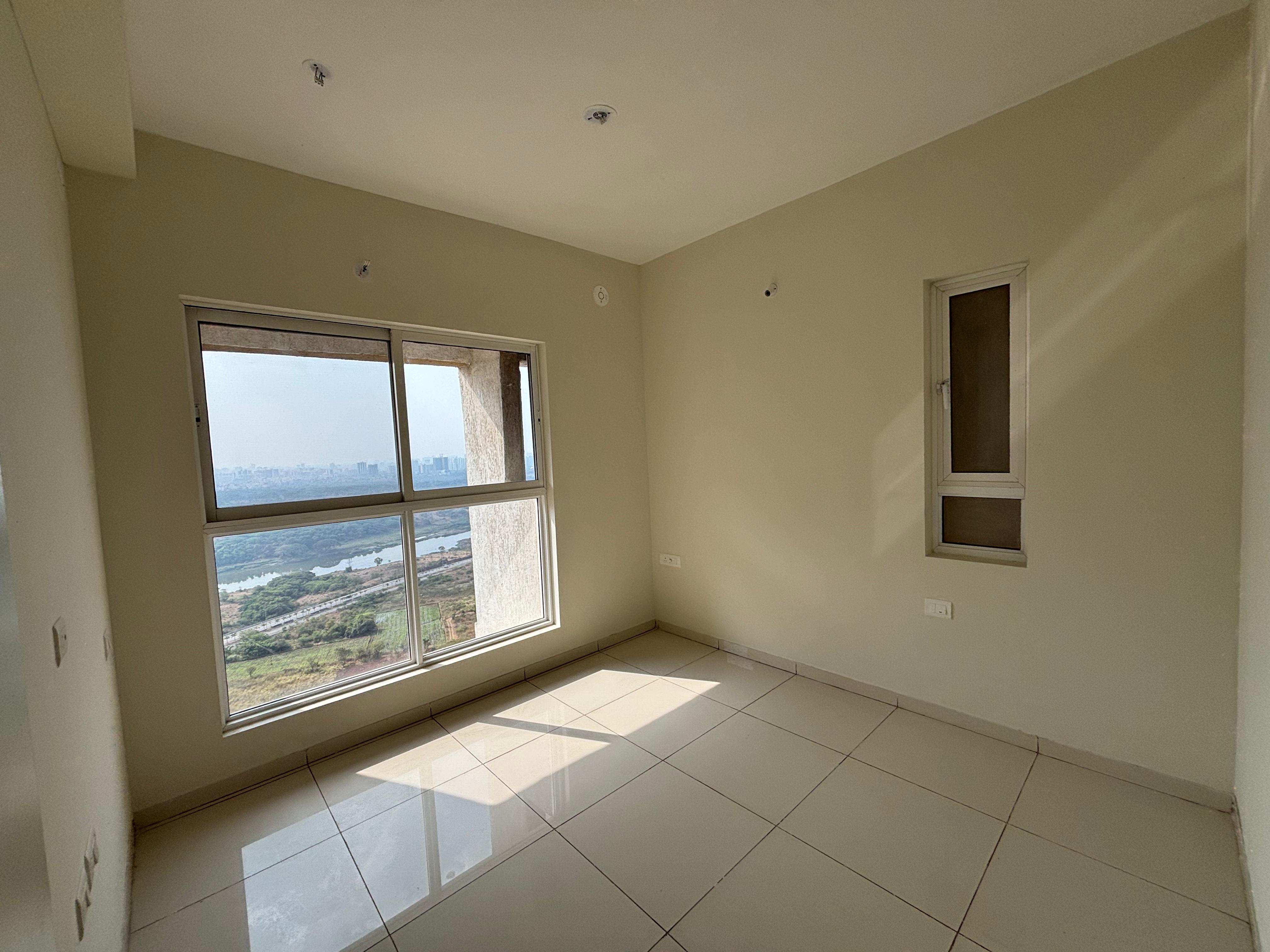 2 BHK 700 Sq.Ft. Apartment in Godrej Park Ridge