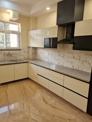 4 BHK Builder Floor for Sale in Sector 14, Gurgaon
