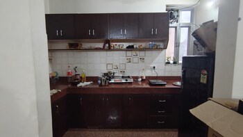 1 BHK Builder Floor for Rent in Freedom Fighters Vihar, Delhi