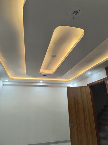 4 BHK Builder Floor for Rent in Dlf Phase V, Gurgaon