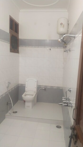1 RK Builder Floor for Rent in Gomti Nagar, Lucknow