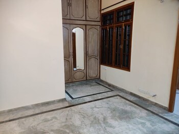 2 BHK Builder Floor for Rent in Gomti Nagar, Lucknow