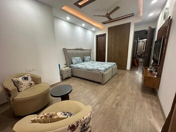 4 BHK Builder Floor for Rent in Sector 45, Gurgaon