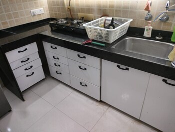 2 BHK Flat for Rent in Chandani Chowk, Pune