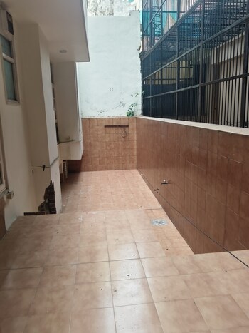 RWA Apartments Sector 52