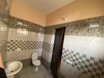 3 BHK Flat for Rent in Royal City, Ludhiana