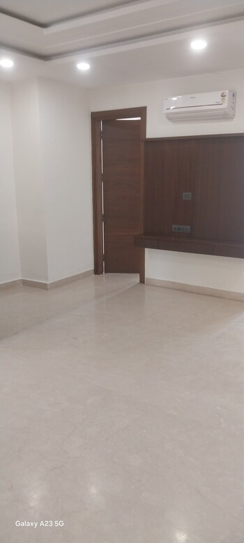 3 BHK Builder Floor for Rent in New Rajinder Nagar, Delhi