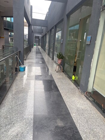 Paras Trade Centre