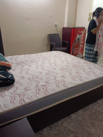 1 RK Builder Floor for Rent in Suncity, Gurgaon